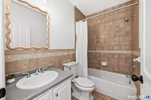 23 Dolsen Pl, Stamford, CT 06901 - Photo 14