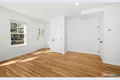 23 Dolsen Place, Stamford, CT 06901 - Photo 4