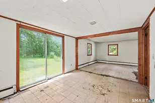 521 W Wolcott Ave, Windsor, CT 06095 - Photo 22