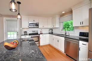 429 S Stone St, Suffield, CT 06093 - Photo 8