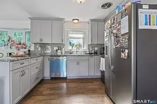 2 Badger Rd, Wolcott, CT 06716 - Photo 10
