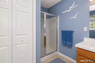 33 Joanne Dr, East Hartford, CT 06108 - Photo 12