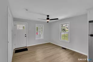 59 Walnut St, Southington, CT 06489 - Photo 6