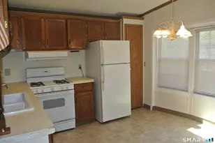 11 Ella Circle, Milford, CT 06460 - Photo 6