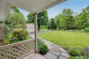 27 Apple Ln, Redding, CT 06896 - Photo 8