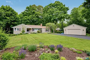 27 Apple Ln, Redding, CT 06896 - Photo 1