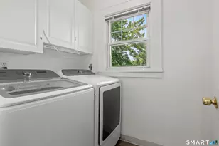321 Glenbrook Rd, Stamford, CT 06906 - Photo 26