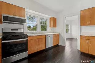 321 Glenbrook Rd, Stamford, CT 06906 - Photo 24