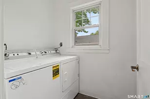 321 Glenbrook Rd, Stamford, CT 06906 - Photo 14