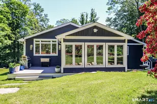 3 Ledgewood Dr, Sherman, CT 06784 - Photo 2