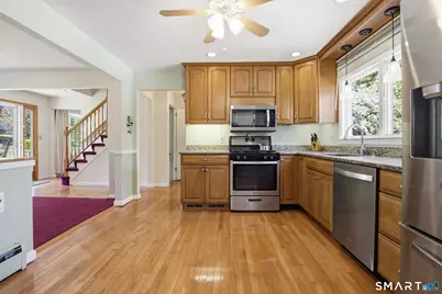 19 Zephyr Road, Trumbull, CT 06611 - Photo 10