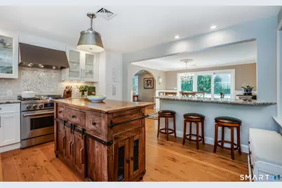 57 Woodridge Circle, West Hartford, CT 06107 - Photo 6