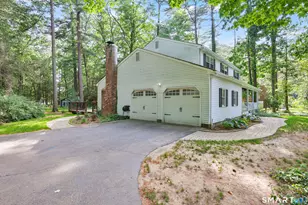 23 Berkshire Way, Simsbury, CT 06070 - Photo 4