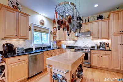 20 Livingston Way, Manchester, CT 06040 - Photo 6