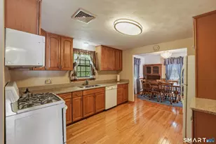 51 Varmor Dr, New Britain, CT 06053 - Photo 8