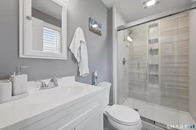 66 Roarke Road, North Haven, CT 06473 - Photo 20