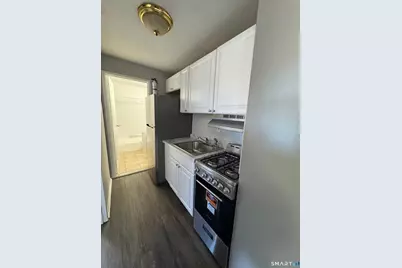 129 Black Rock Avenue #13, Bridgeport, CT 06605 - Photo 1