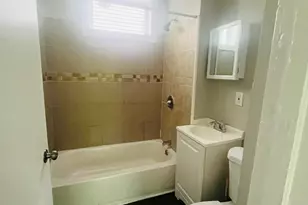 [Address not provided], New Haven, CT 06511 - Photo 4