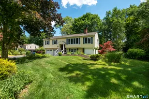 25 Olmstead Ln, Ridgefield, CT 06877 - Photo 2