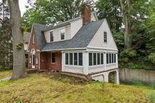 130 Marvelwood Dr, New Haven, CT 06515 - Photo 4