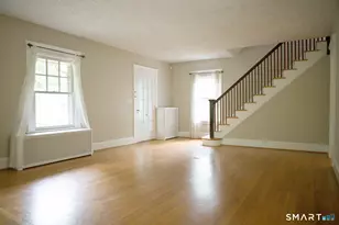 130 Marvelwood Dr, New Haven, CT 06515 - Photo 4