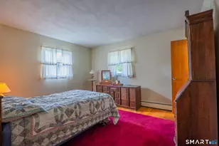 33 Kingswood Rd, Danbury, CT 06811 - Photo 20