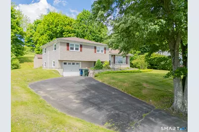 33 Kingswood Road, Danbury, CT 06811 - Photo 2