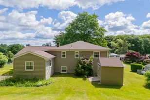 33 Kingswood Rd, Danbury, CT 06811 - Photo 8