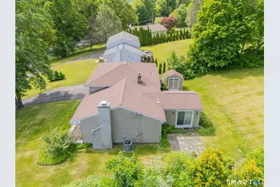 33 Kingswood Road, Danbury, CT 06811 - Photo 6