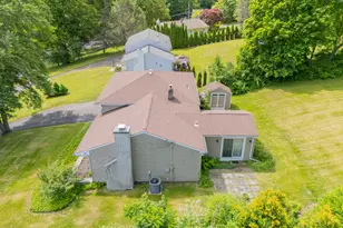 33 Kingswood Rd, Danbury, CT 06811 - Photo 6