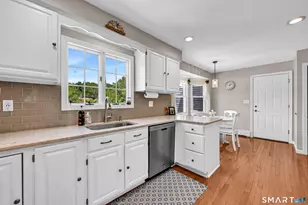 18 Carriage Dr, Burlington, CT 06013 - Photo 16