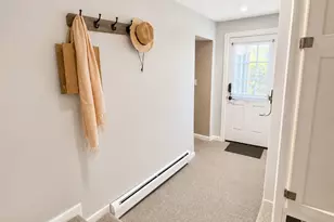 17 Trumbull Pl, North Haven, CT 06473 - Photo 18
