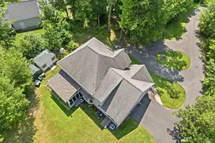 223 Broad Brook Rd, Enfield, CT 06082 - Photo 6