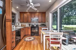 253 Agawam Dr, Stratford, CT 06614 - Photo 10