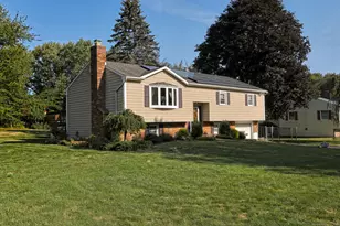 30 Lakeview Dr, Milford, CT 06460 - Photo 40