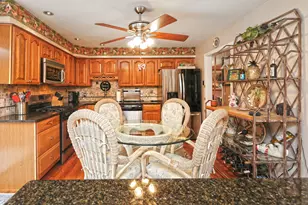 30 Lakeview Dr, Milford, CT 06460 - Photo 14