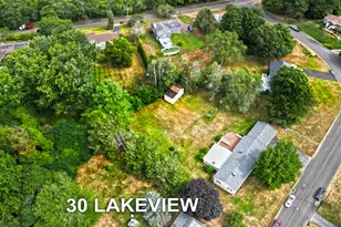 30 Lakeview Dr, Milford, CT 06460 - Photo 2