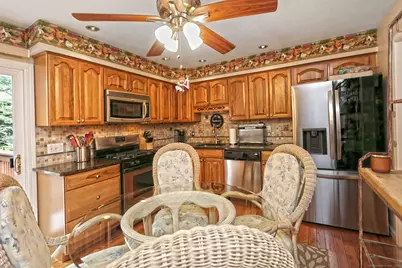 30 Lakeview Drive, Milford, CT 06460 - Photo 16