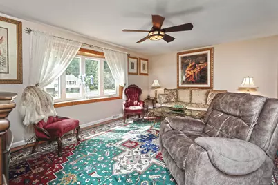 30 Lakeview Drive, Milford, CT 06460 - Photo 4