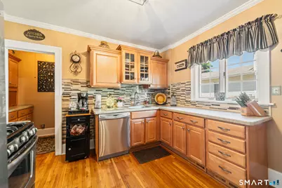 65 Ford Street, Hamden, CT 06517 - Photo 10