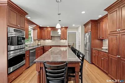57 Fawn Meadow Drive, Trumbull, CT 06611 - Photo 4
