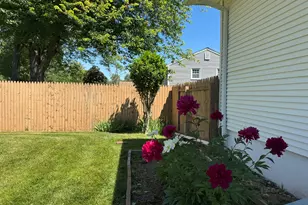 117 Penney Dr, East Hartford, CT 06118 - Photo 8