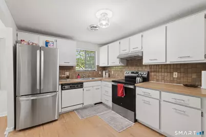 64 Shepard Avenue #64, Hamden, CT 06514 - Photo 4
