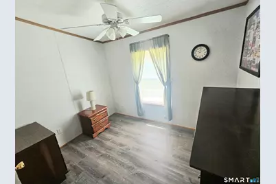 35 Grove Street, East Windsor, CT 06088 - Photo 32