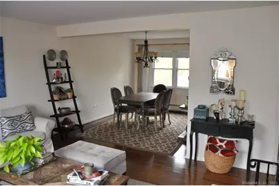 22 Essex Road, Greenwich, CT 06831 - Photo 10