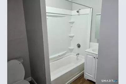 5 Hill Street #B,D, Waterbury, CT 06704 - Photo 4
