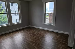 5 Hill St, Waterbury, CT 06704 - Photo 2