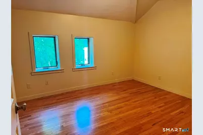 124 Pine Street, Waterbury, CT 06710 - Photo 8