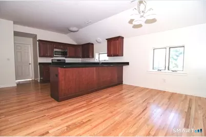 124 Pine Street, Waterbury, CT 06710 - Photo 16