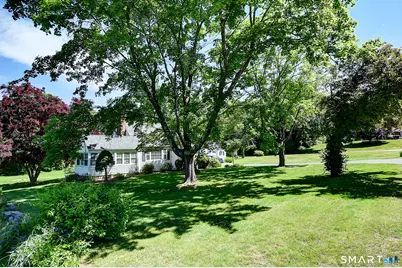 129 Marilyn Drive, Glastonbury, CT 06033 - Photo 4